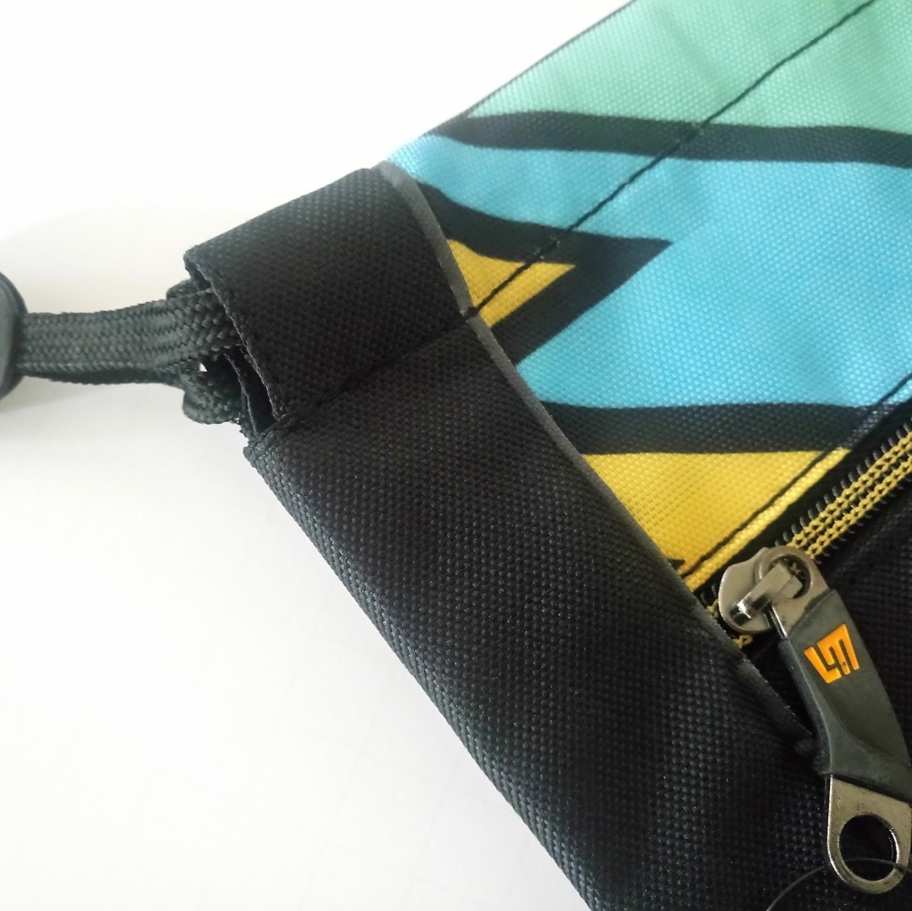 COPY - Captain Thunderbolt Loudmouth Shoe Bag - Picture 6 of 8